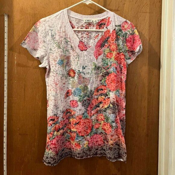 🐻Size M - Cato - Thin White and Floral Short Sleeve Tee - Picture 1 of 9
